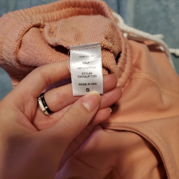 DD Sweats - Picture 6 of 6